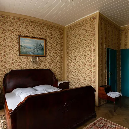 Zamek Guest house