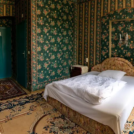 Zamek Guest house